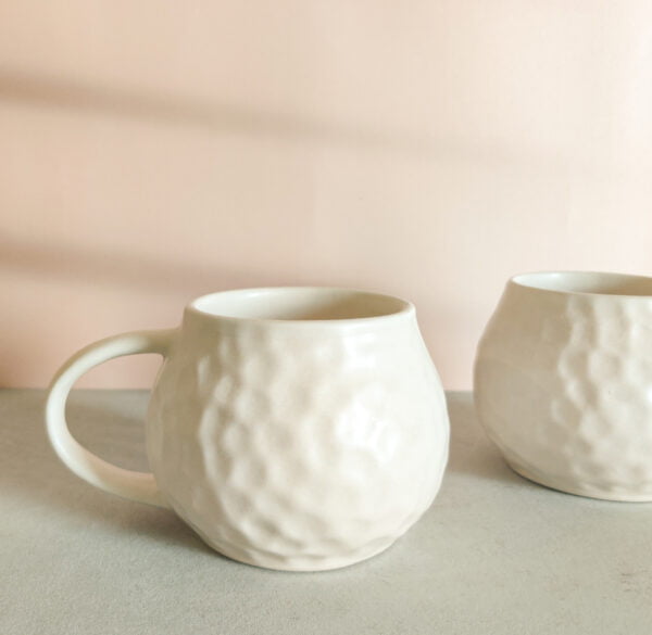 Classic handmade mug in ivory