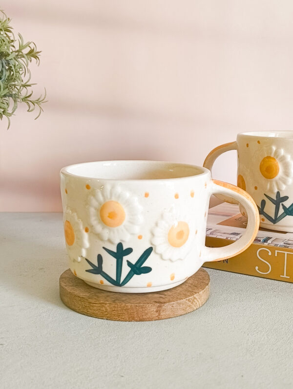 3D floral broad mug