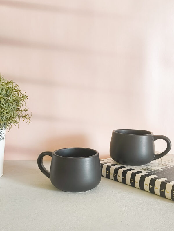 Black matte ceramic broad mug