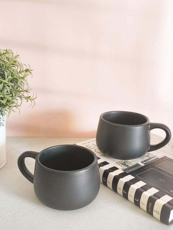 Black matte ceramic broad mug